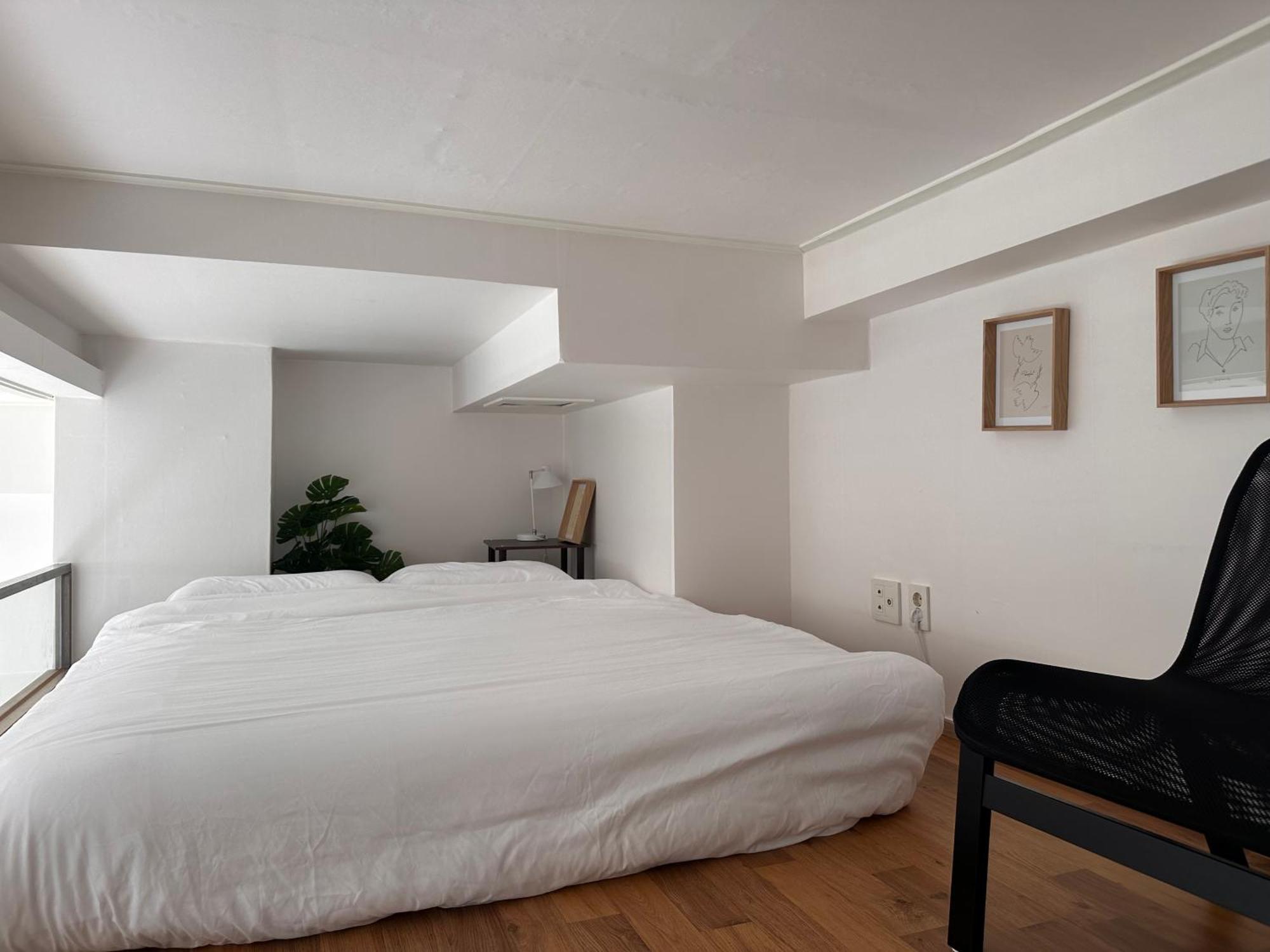 Seoul-lo Loft